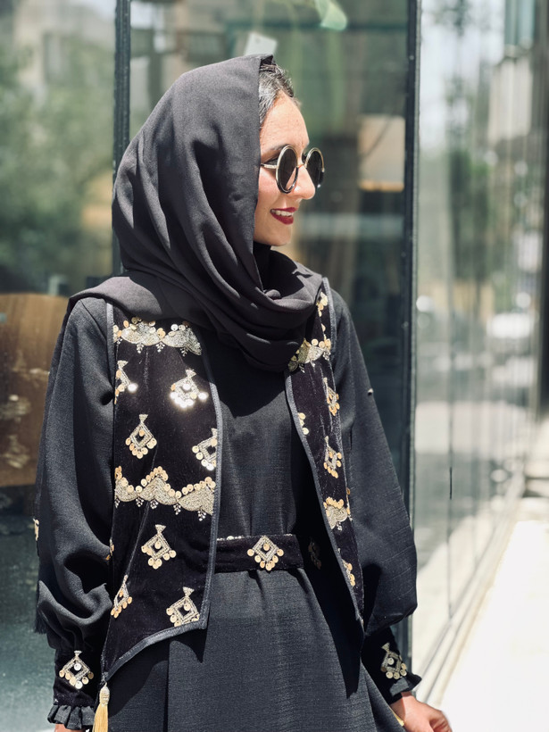 عبا و جلیغه و کمربند کرپ